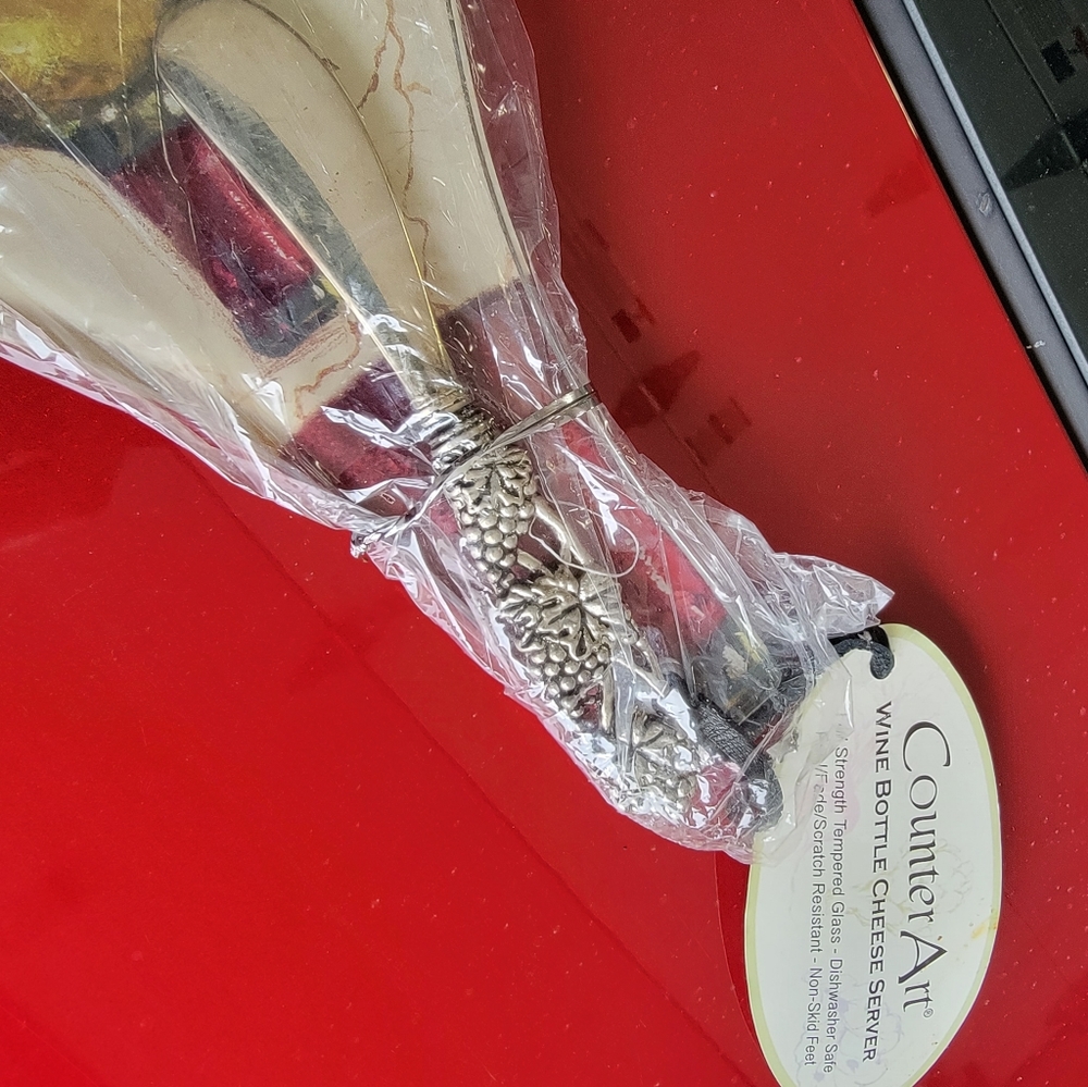 Counterart. Wine bottle cheese tray. NEW.